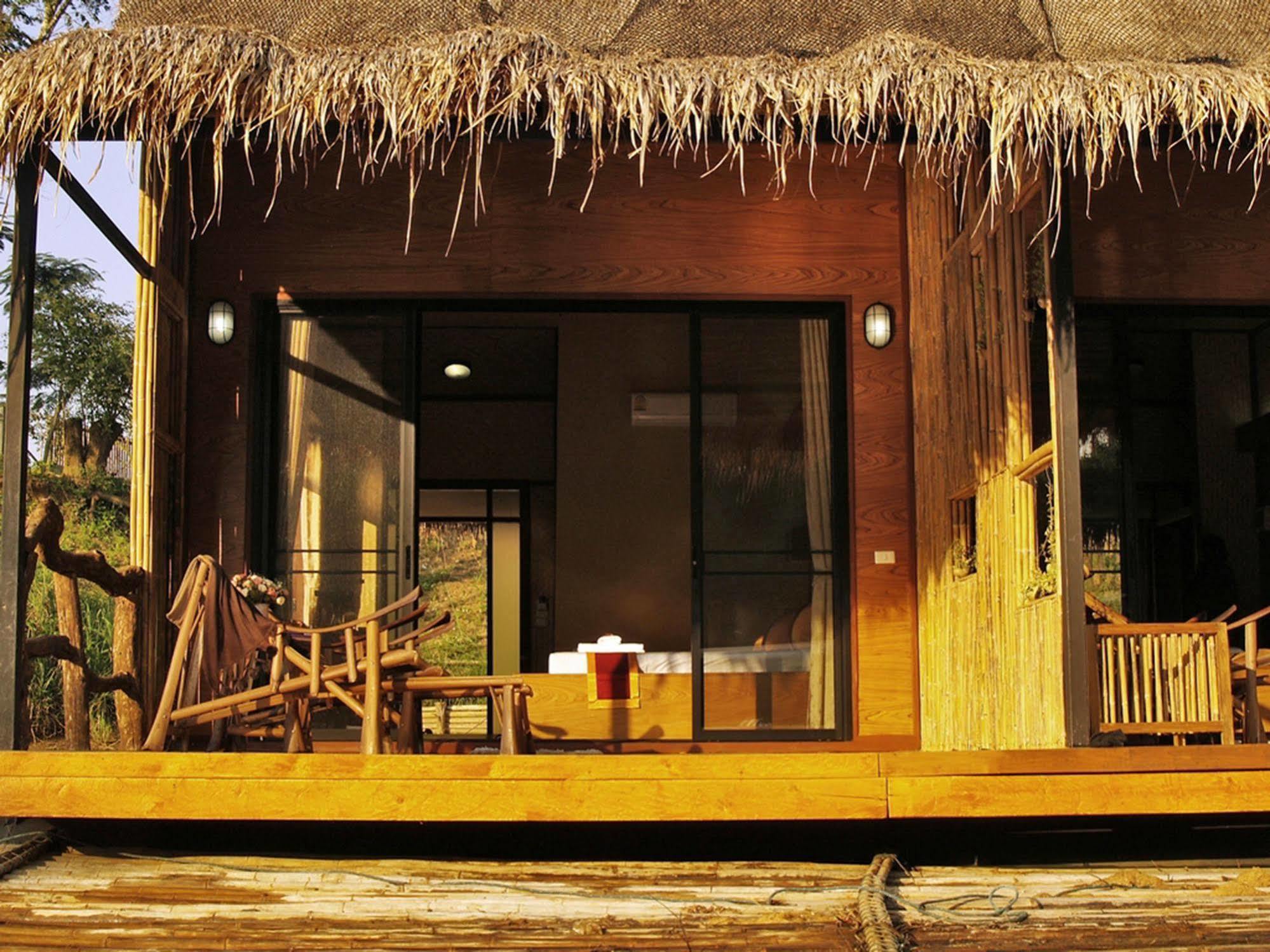 Boutique Raft Resort Szajok Kültér fotó
